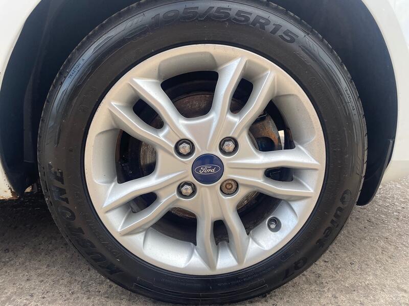 FORD FIESTA